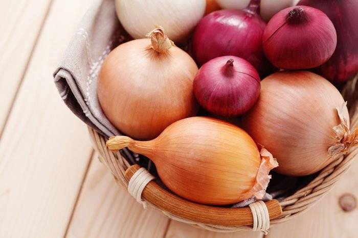 ABOUT ONIONS AND QUESTIONS